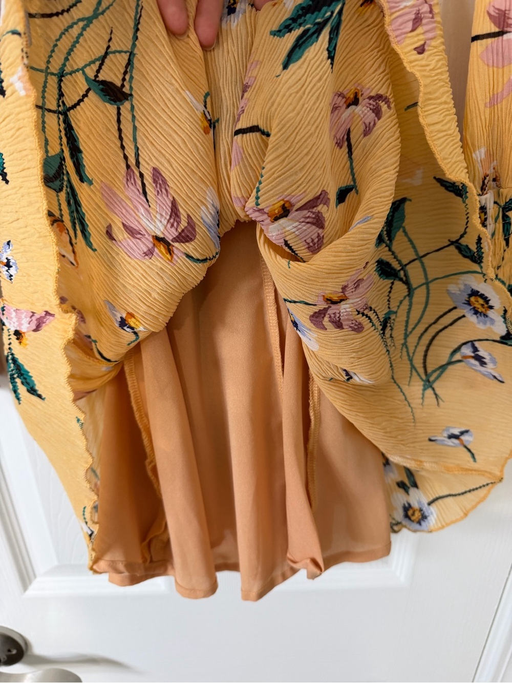 Lulu's For the Perfect Day Orange Floral Print Pleated Mini Dress Size Medium - Picture 12 of 15